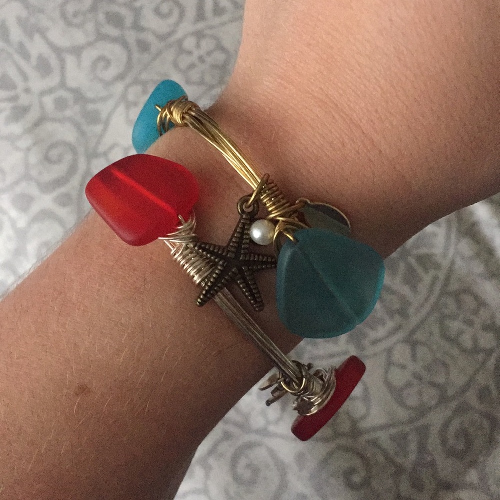 Red & blue bangle charm bracelets - Picture 7 of 8